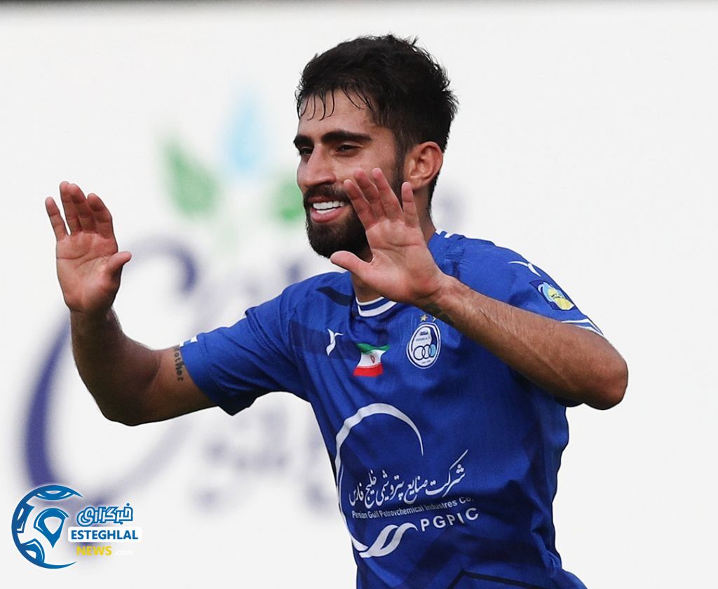 دیدار دوستانه استقلال و لوسیل قطر