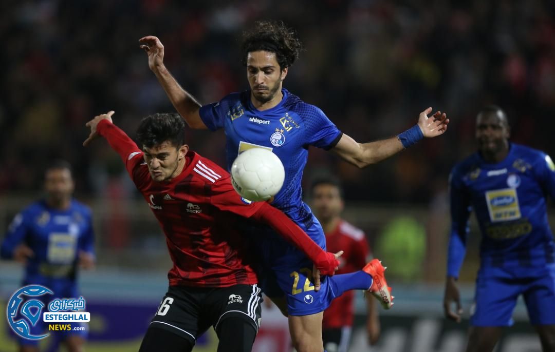 دیدار تراکتور و استقلال