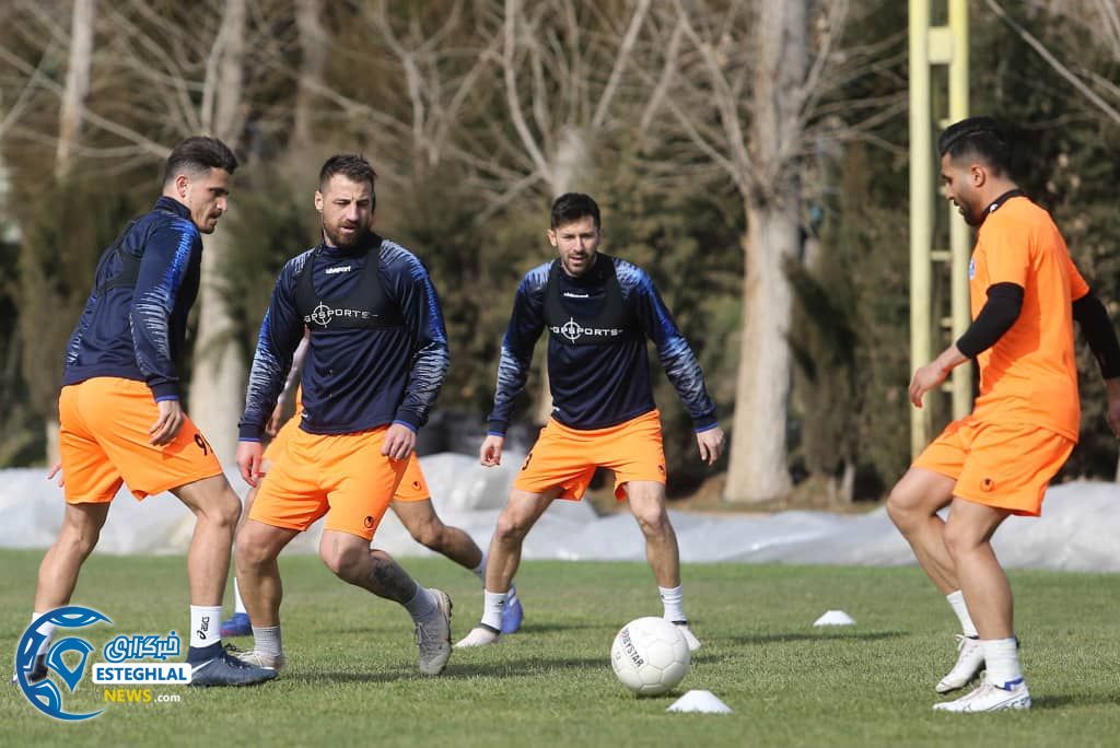 تمرین استقلال