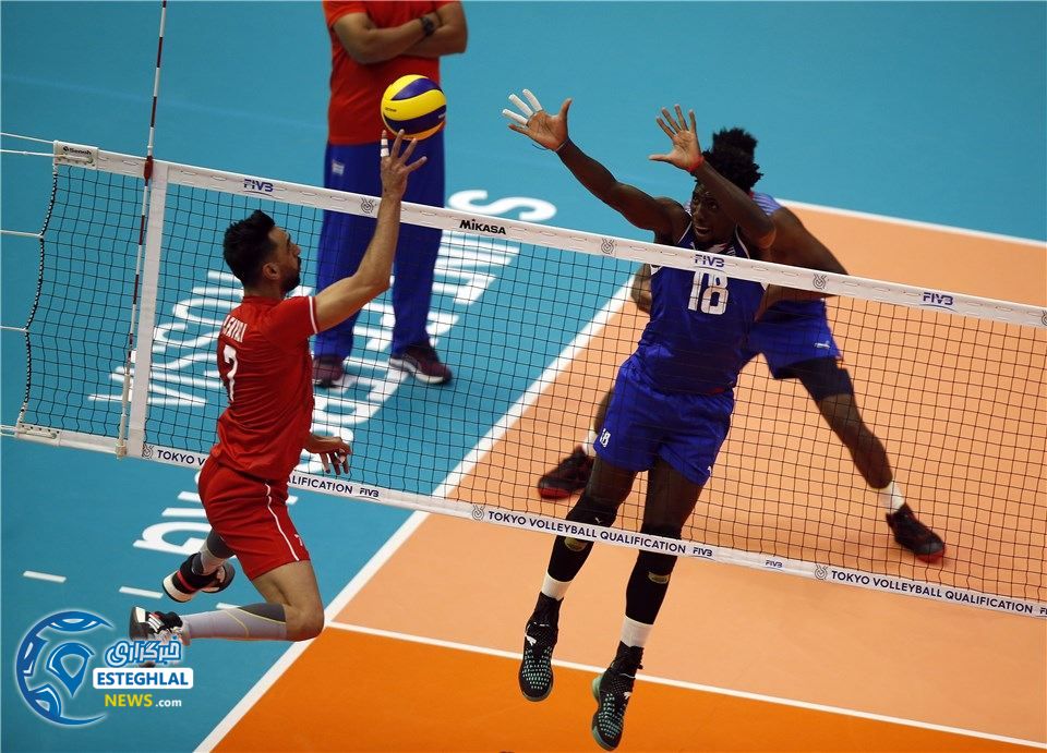 دیدار تیم های ملی والیبال ایران و کوبا