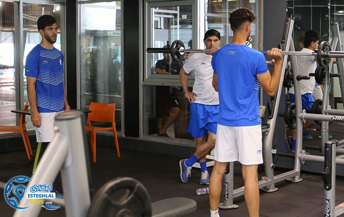 تمرین وزنه استقلال