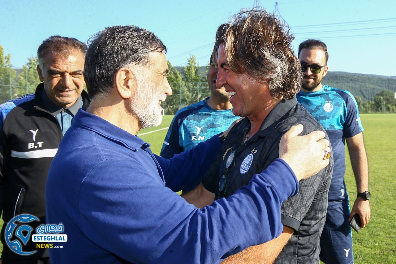 مصطفی آجورلو در تمرین استقلال