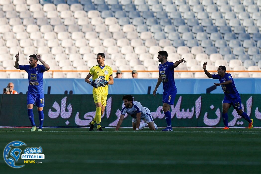 دیدار استقلال و گل گهر