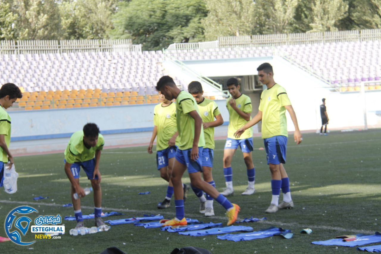 تیم نونهالان استقلال