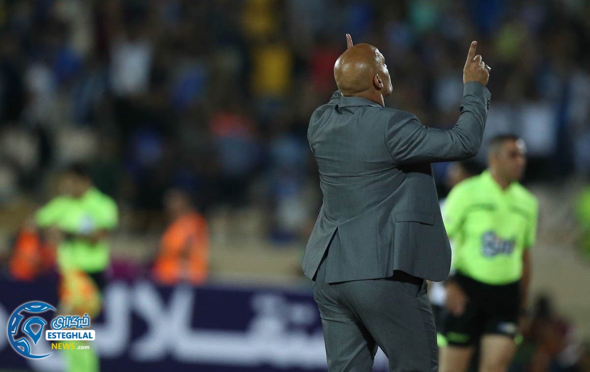 دیدار استقلال و تراکتورسازی