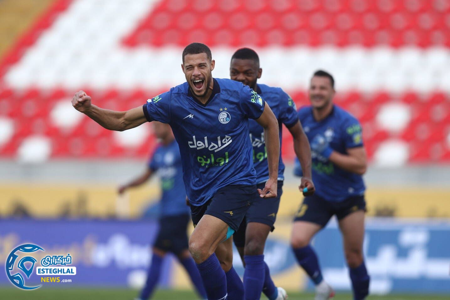 پدیده 0-3 استقلال