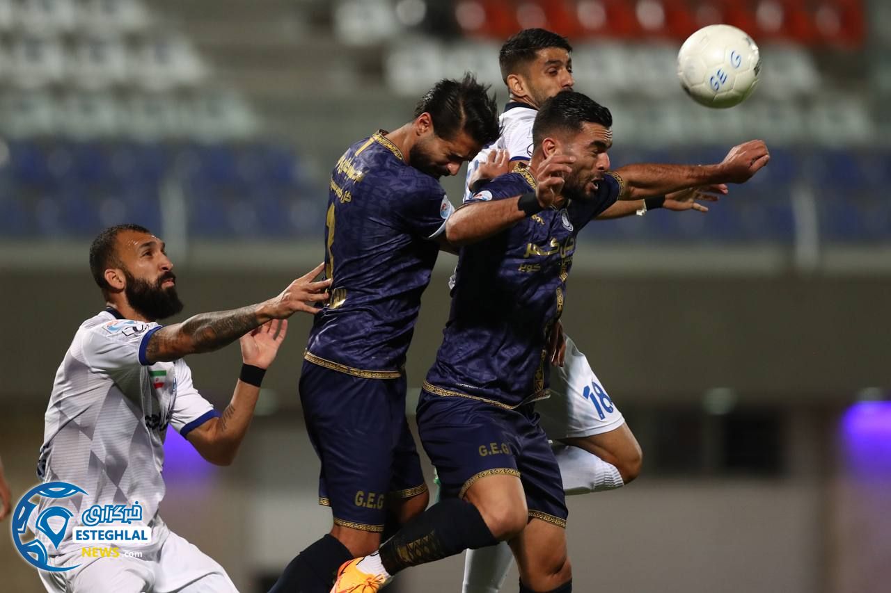 گل گهر 1-2 استقلال