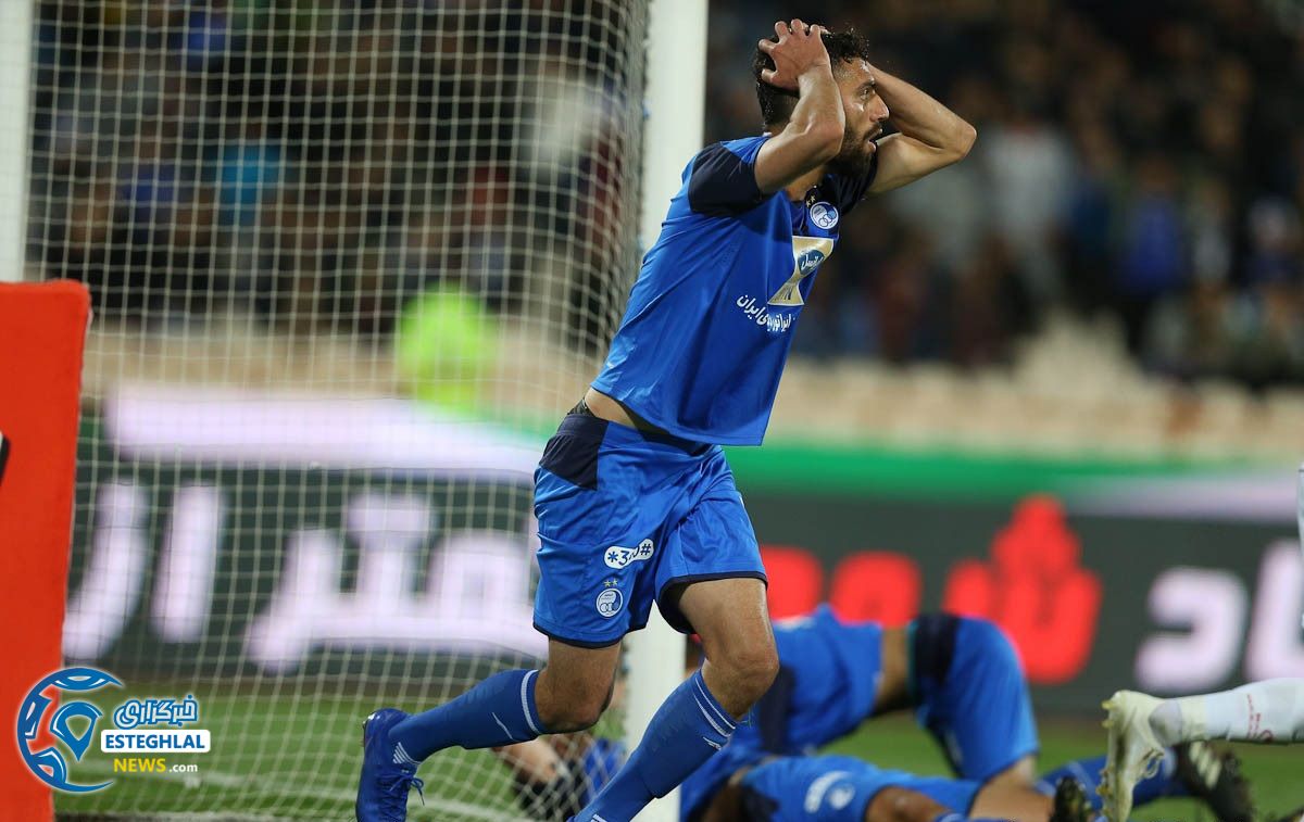 دیدار استقلال و نساجی