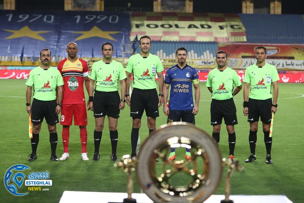 استقلال 0(2)-(4)0 فولاد