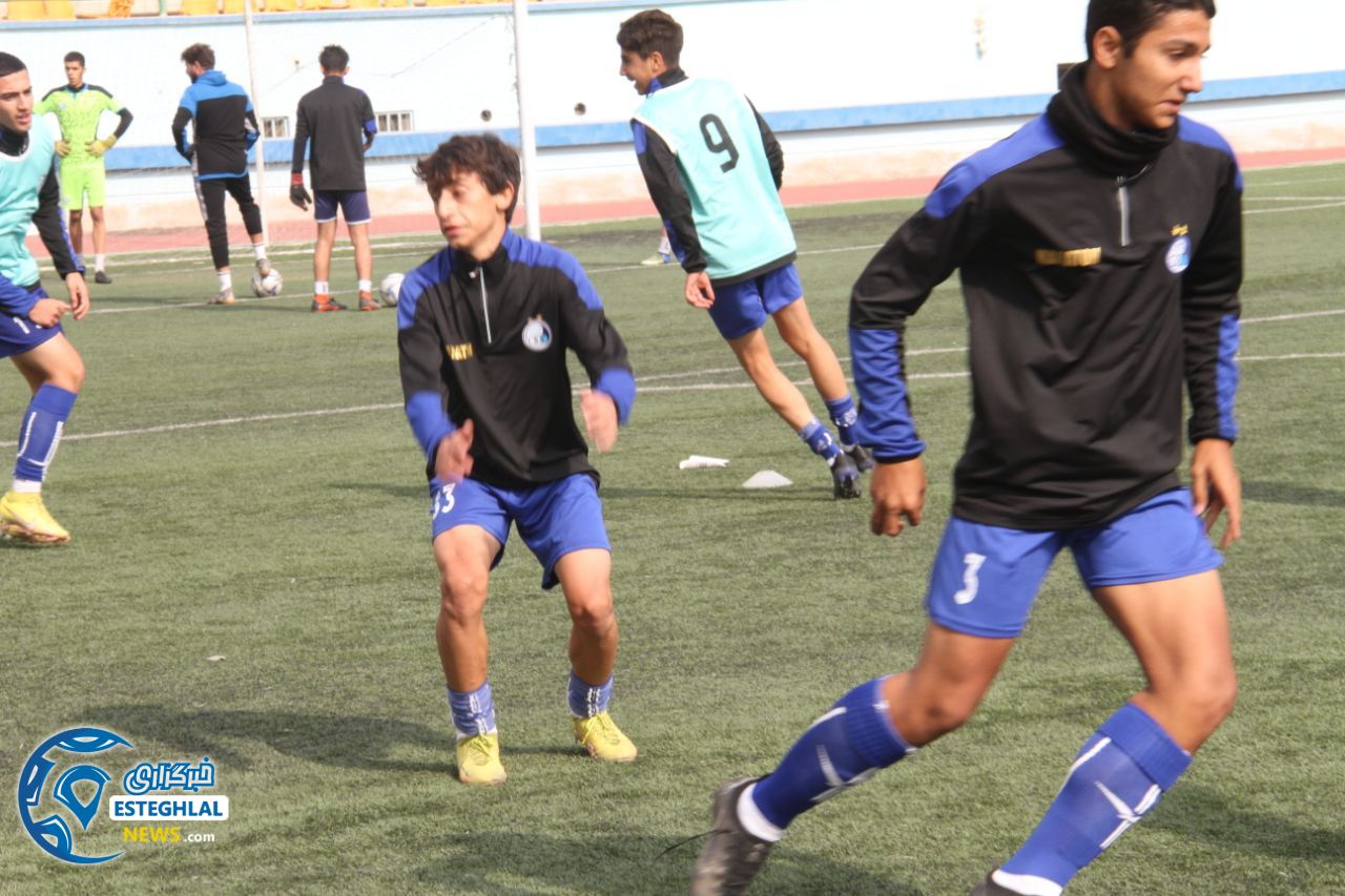 تیم نونهالان استقلال