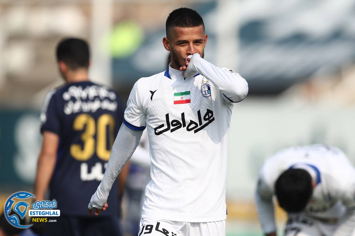 پیکان 0-2 استقلال