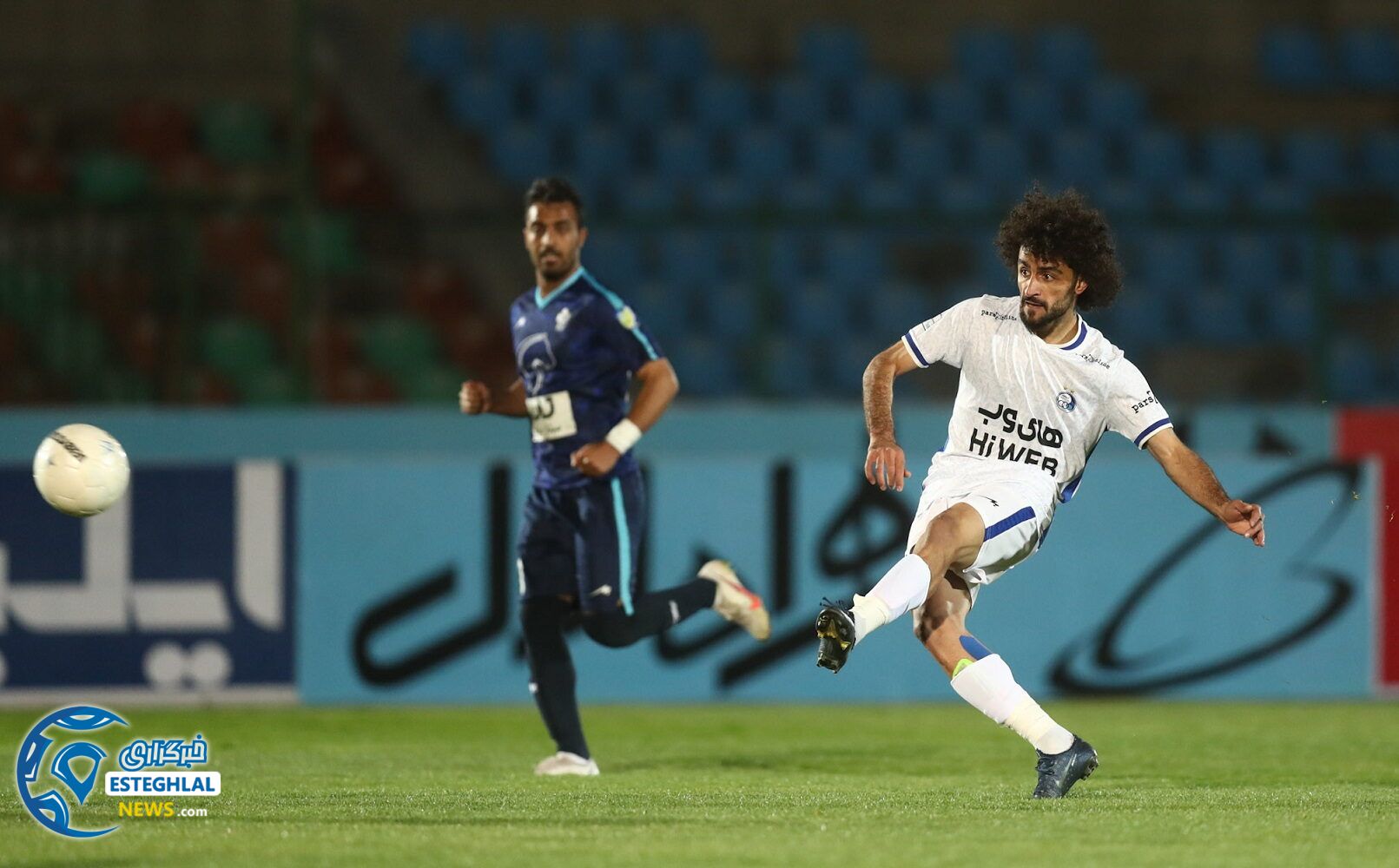 پیکان 1-2 استقلال
