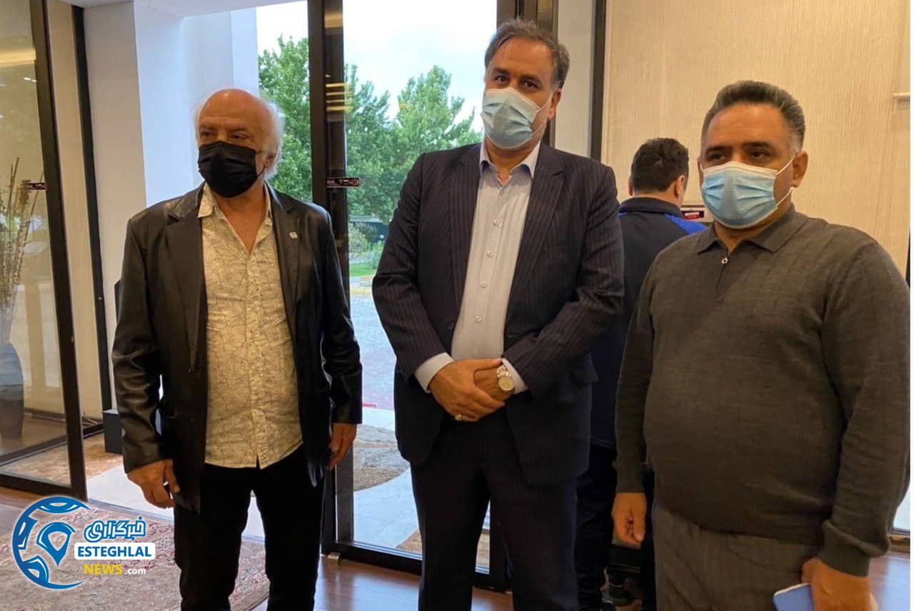 حواشی دیدار پیروزی و استقلال