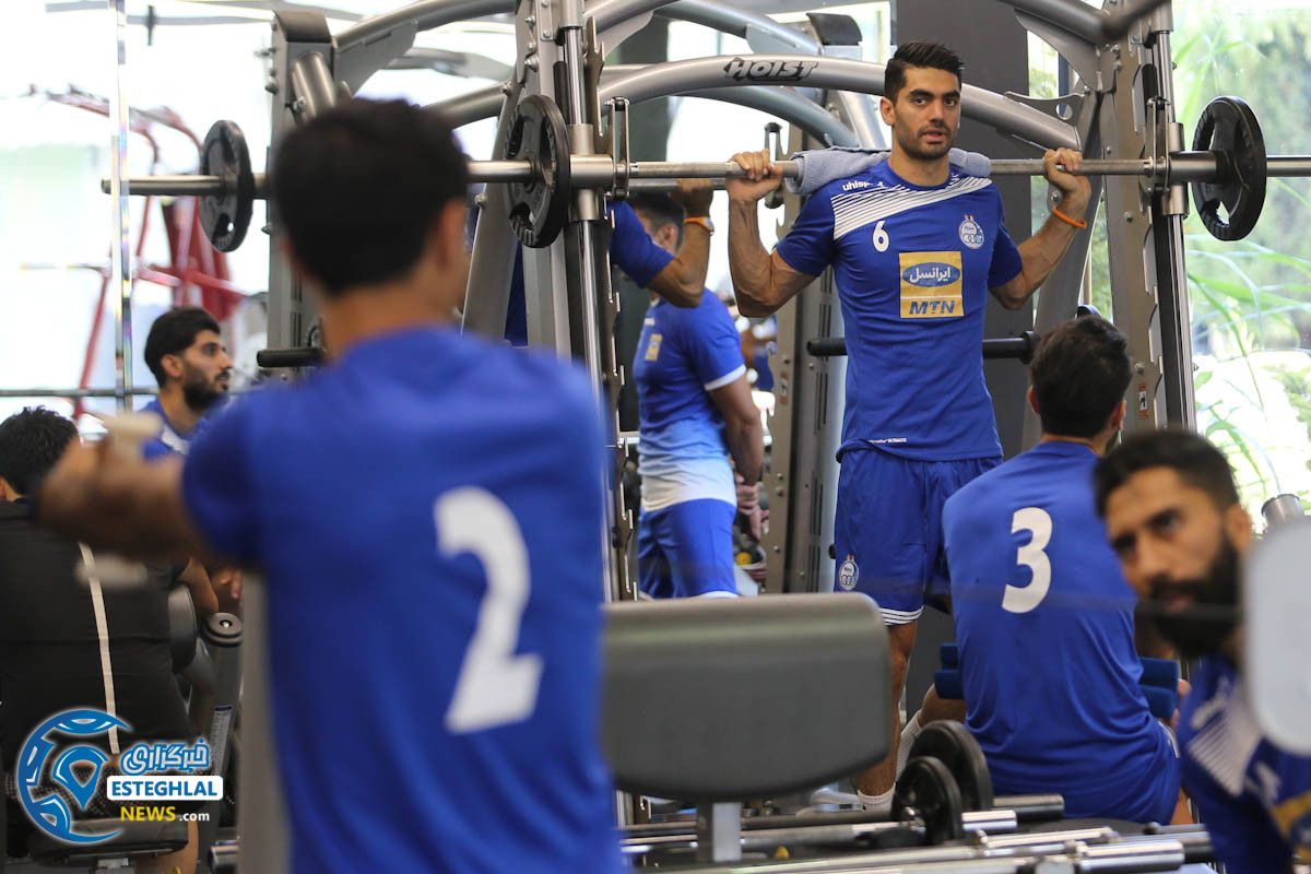 تمرین وزنه استقلال