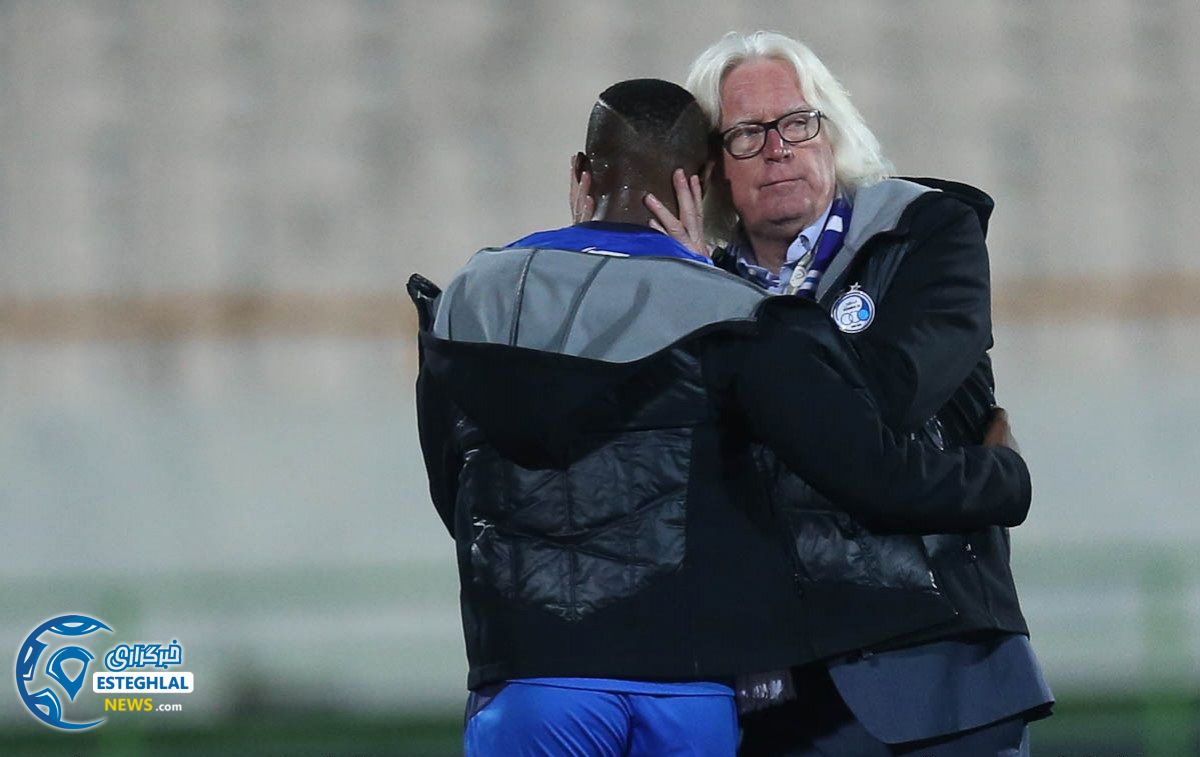 دیدار استقلال مقابل پارس جنوبی