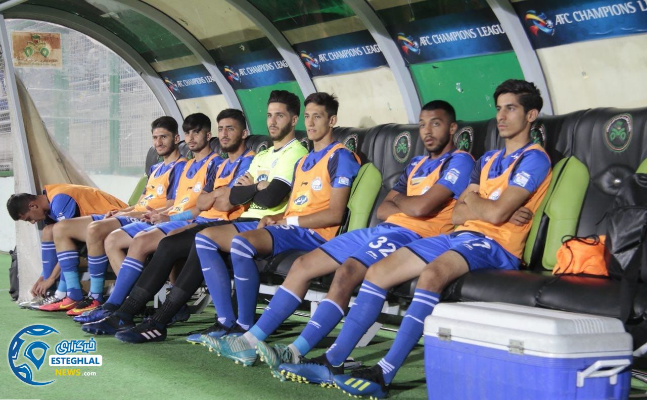 دیدار ذوب آهن و استقلال