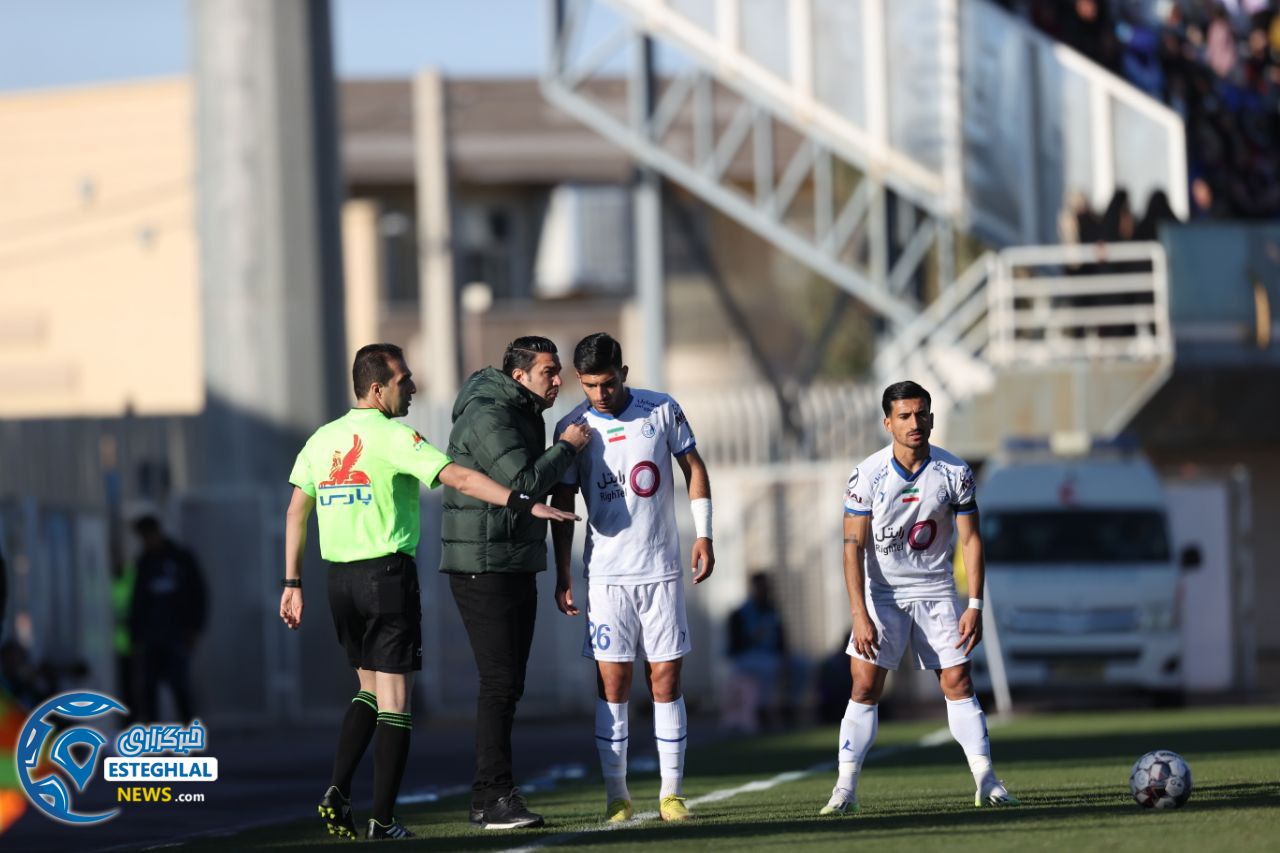 گل گهر سیرجان 1-1 استقلال