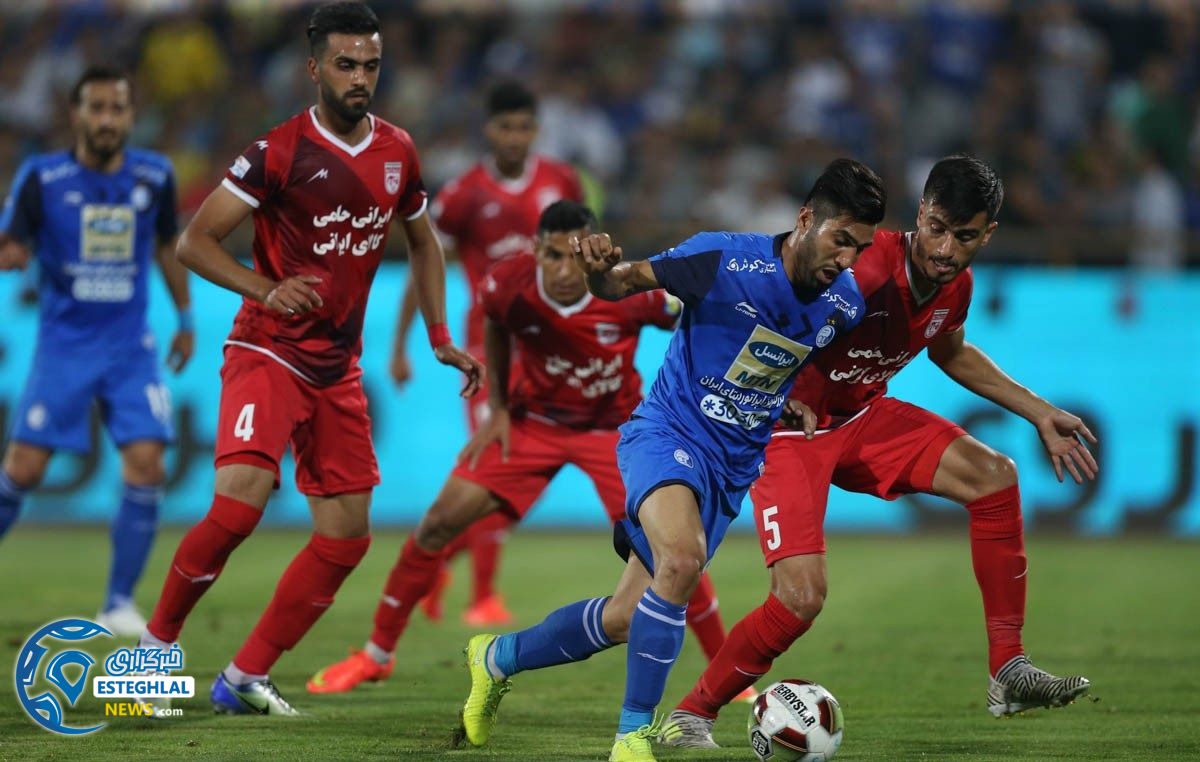 دیدار استقلال و تراکتورسازی