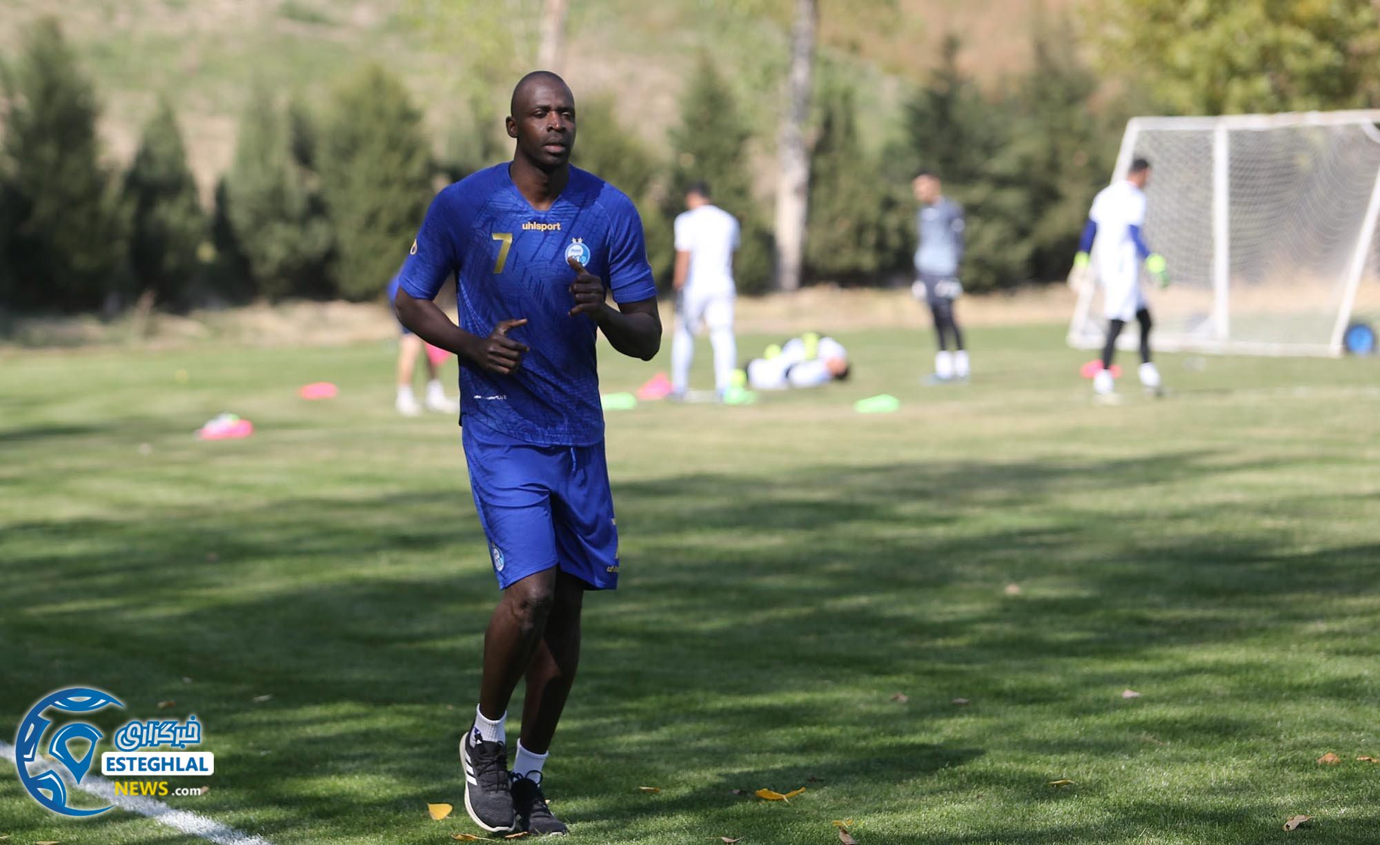 تمرین استقلال