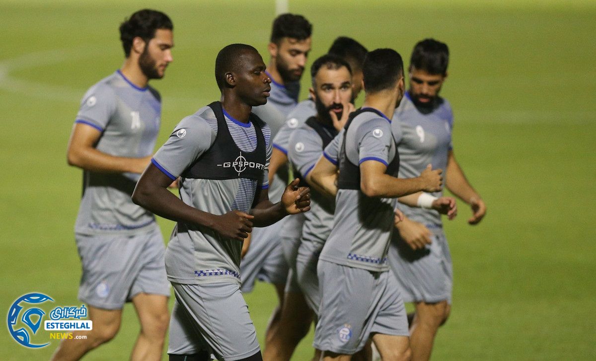 تمرین استقلال در دوحه