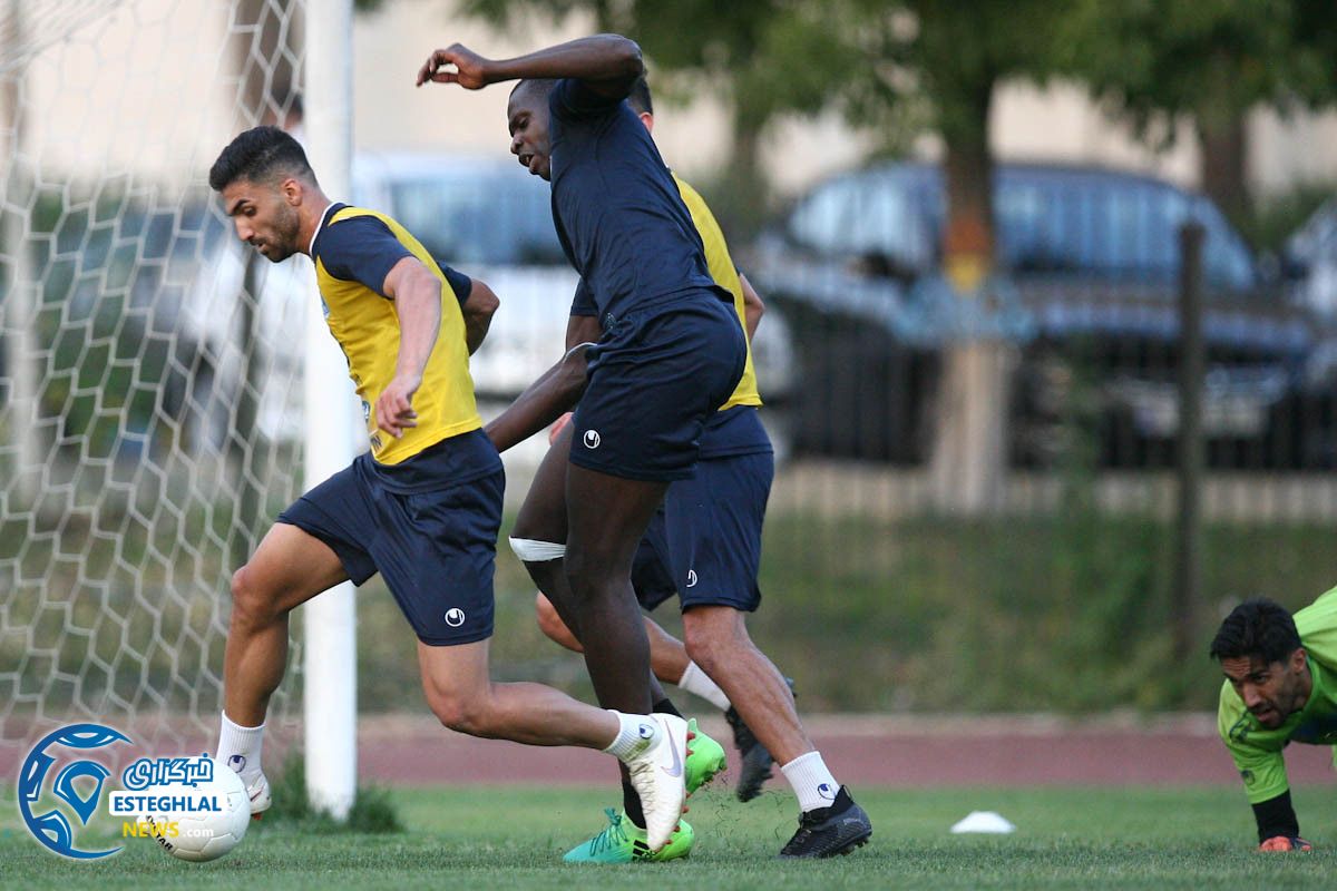 تمرین استقلال