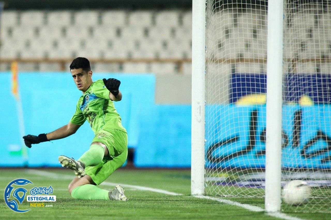 دیدار استقلال و سپاهان