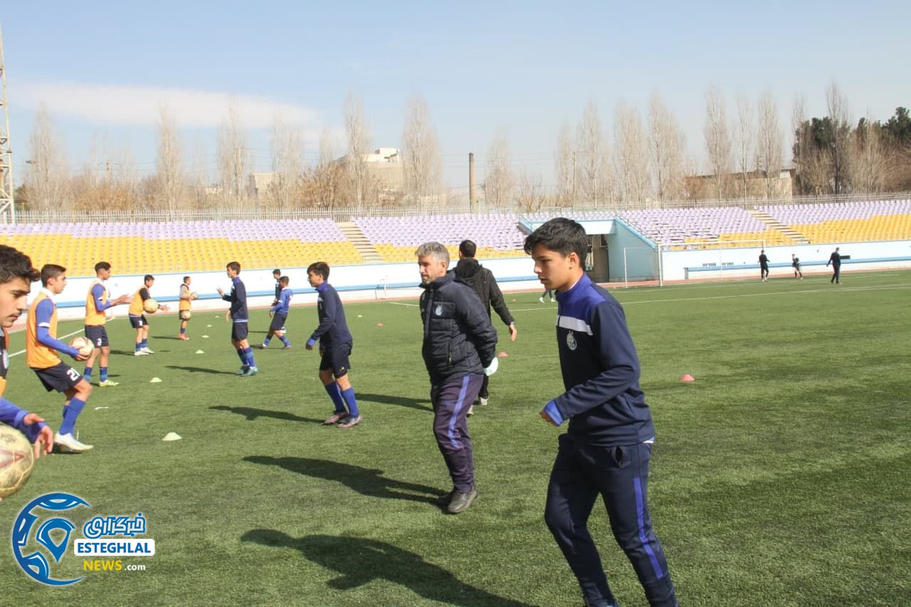 تیم نونهالان استقلال