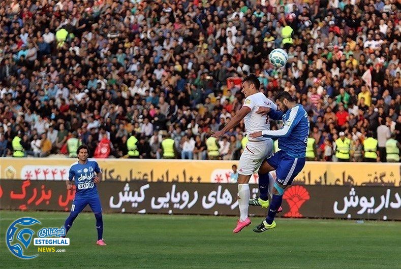 بازی پدیده و استقلال