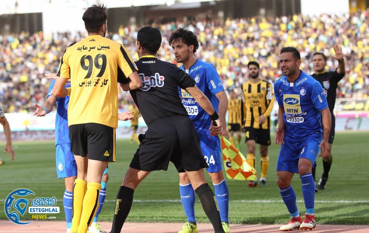 دیدار استقلال و سپاهان