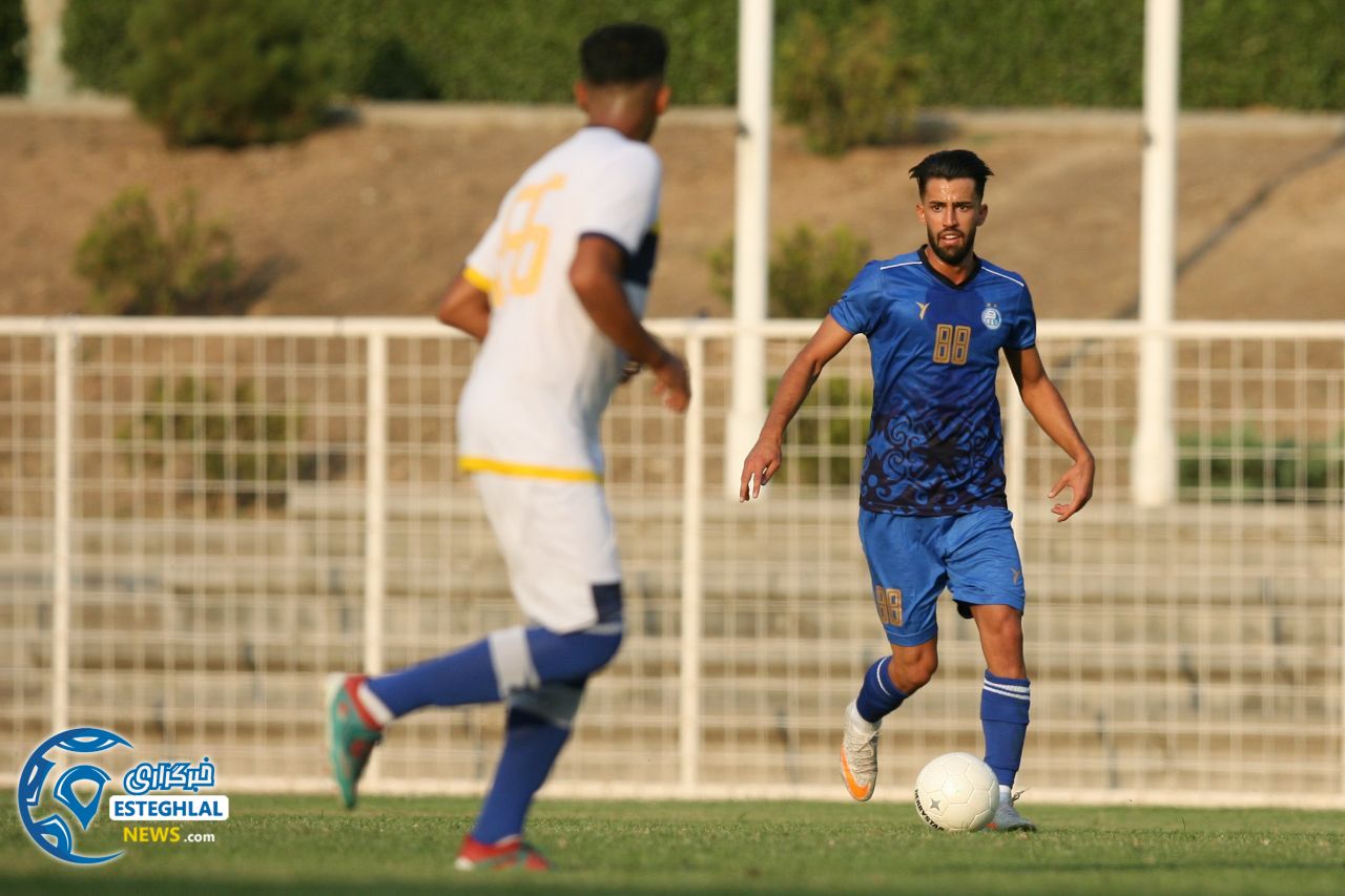 دیدار دوستانه استقلال و سامیت