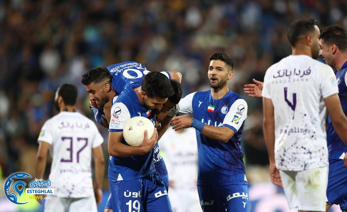 استقلال 6-1 هوادار