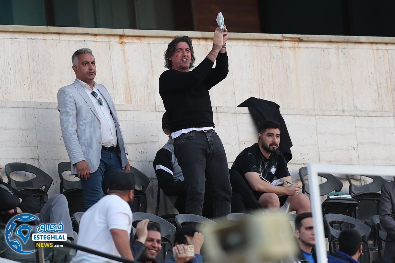 حواشی دیدار استقلال و گل گهر