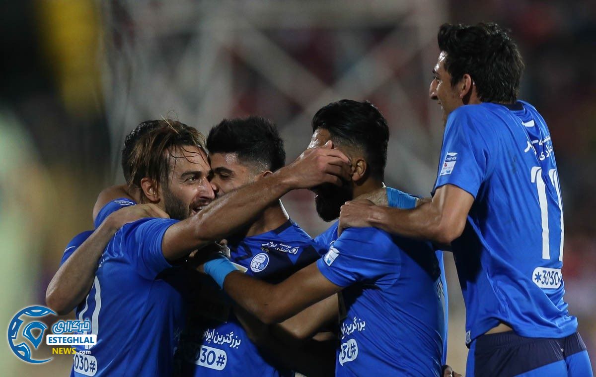 دیدار استقلال و تراکتورسازی