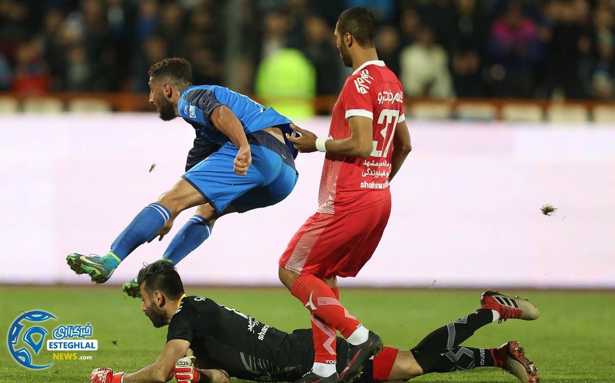 دیدار استقلال و پدیده