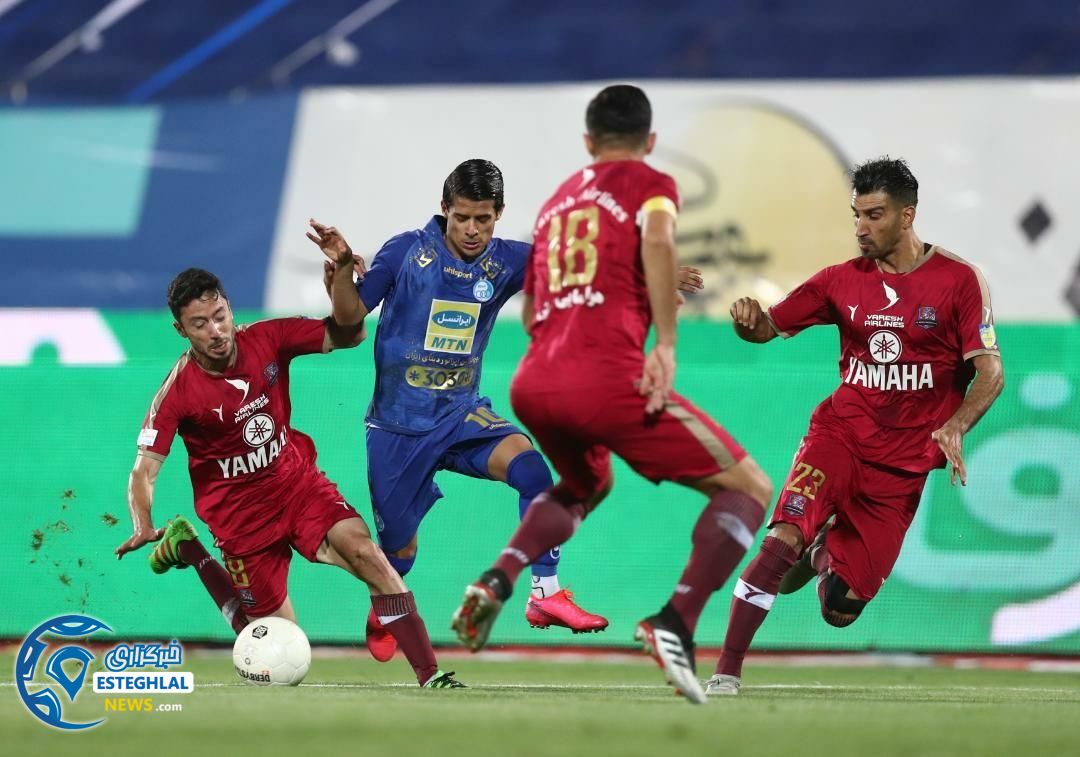 دیدار استقلال و نساجی