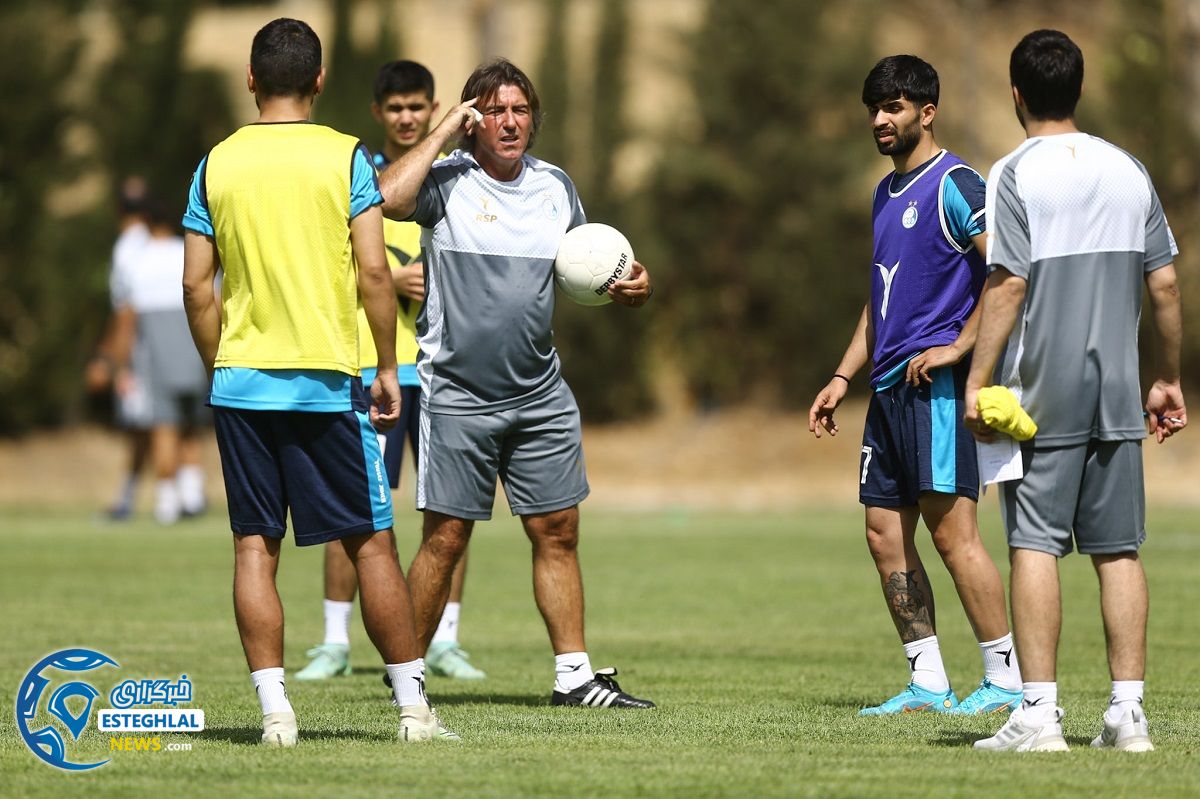 تمرین استقلال