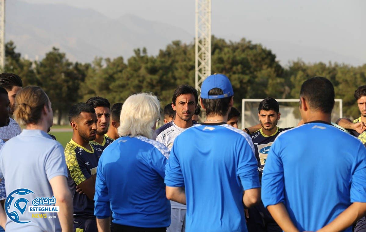 تمرین استقلال