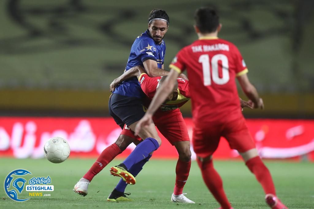 استقلال 0(2)-(4)0 فولاد