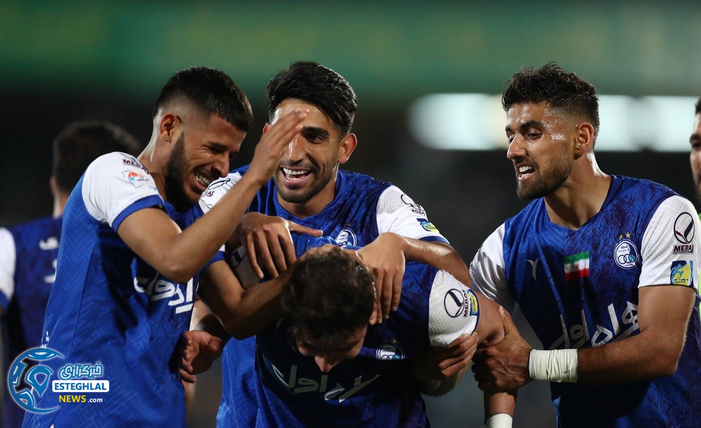 استقلال 6-1 هوادار