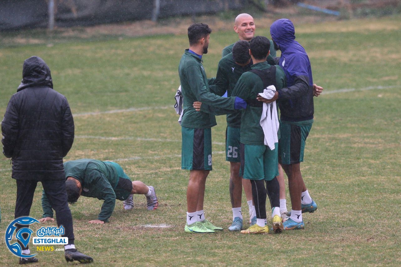 تمرین استقلال