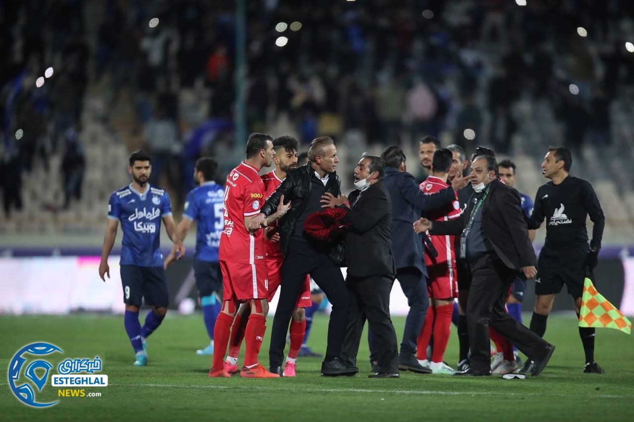 پیروزی 1-1 استقلال(تاج)