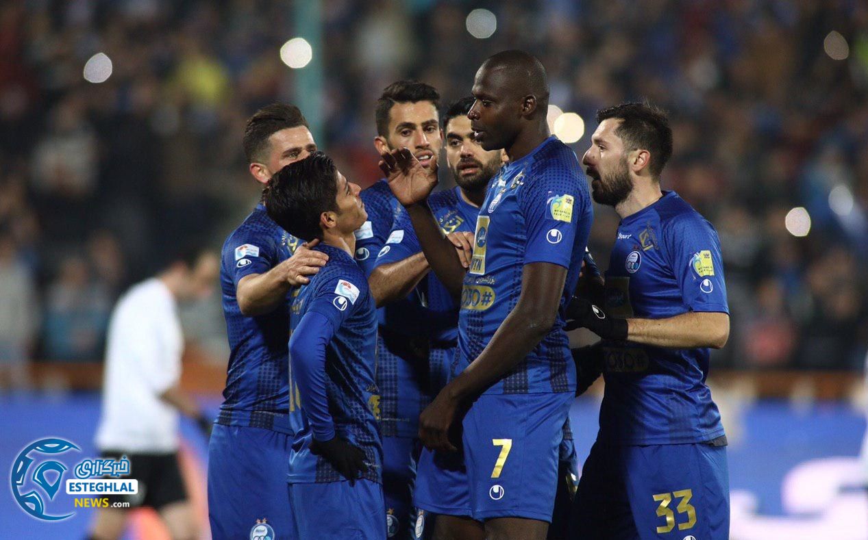 دیدار استقلال و شاهین