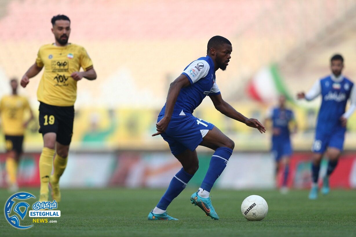 سپاهان 2-1 استقلال(تاج) 