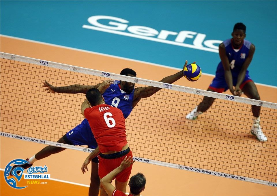 دیدار تیم های ملی والیبال ایران و کوبا