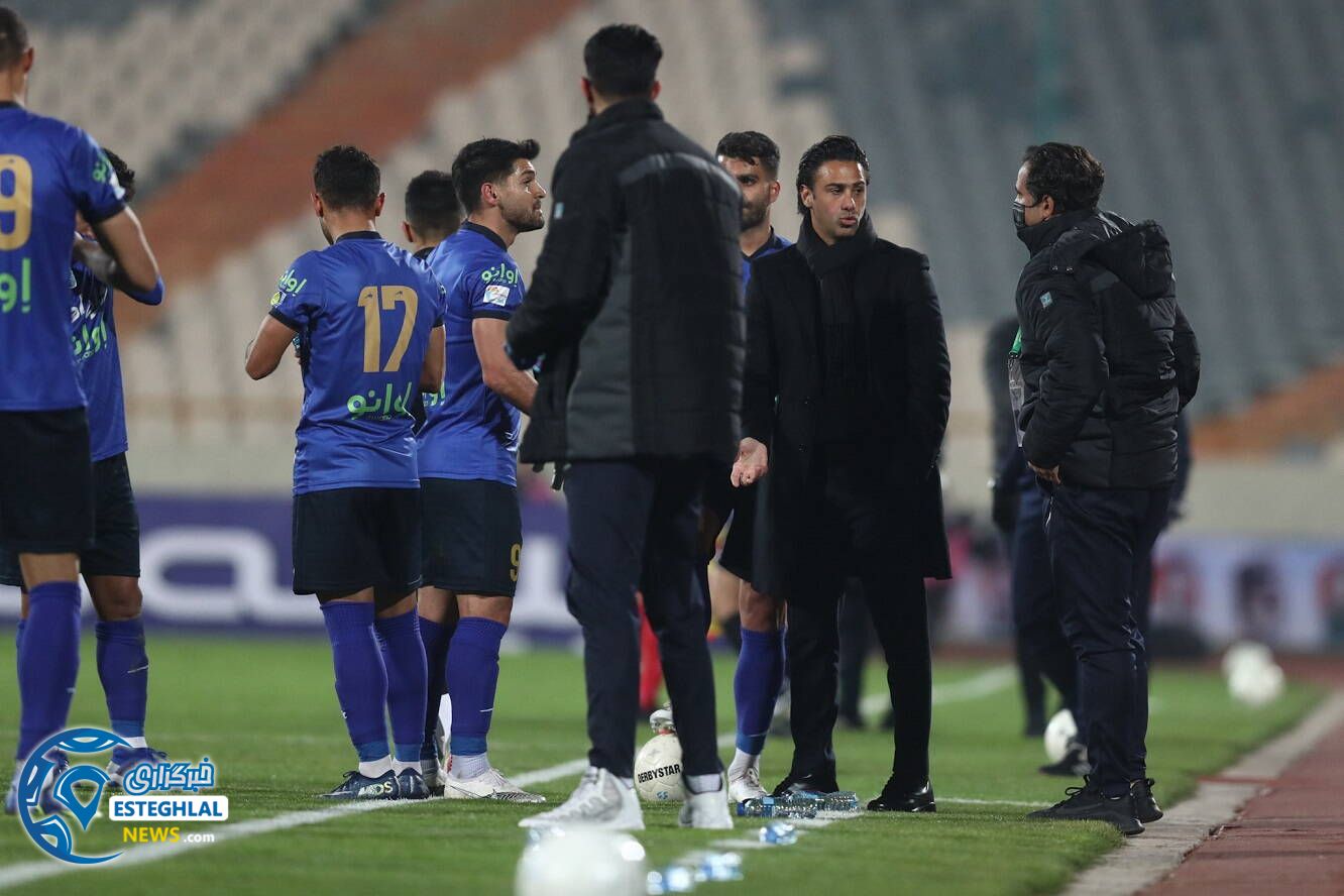 استقلال در مسیر قهرمانی