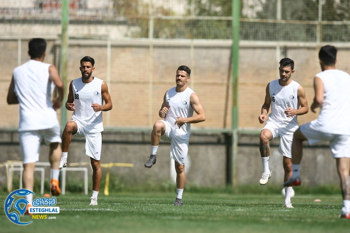 تمرین استقلال