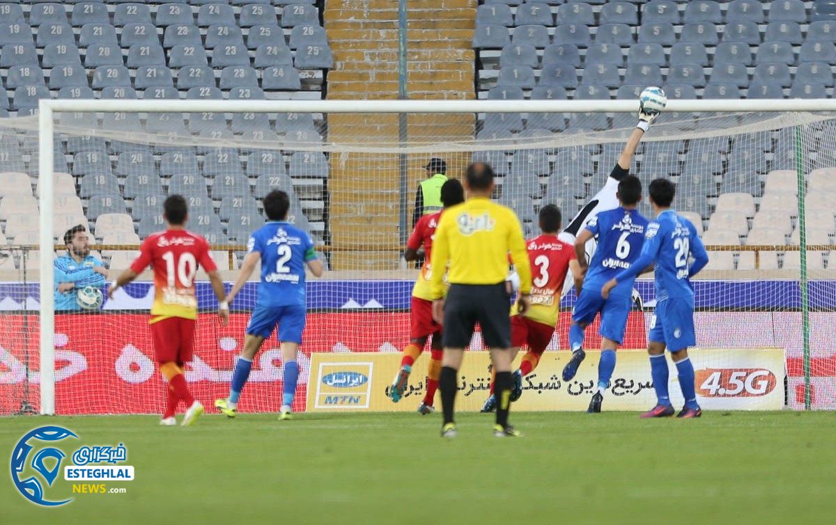 دیدار استقلال و فولاد