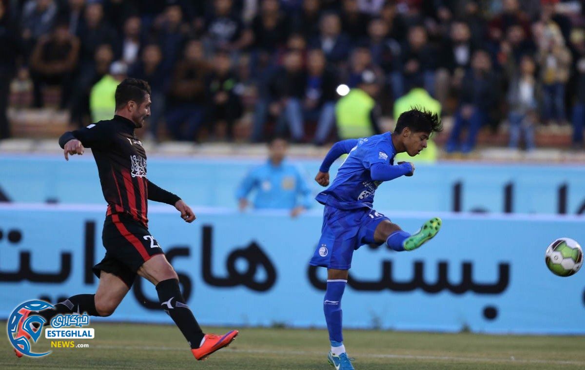 دیدار استقلال و سیاه جامگان