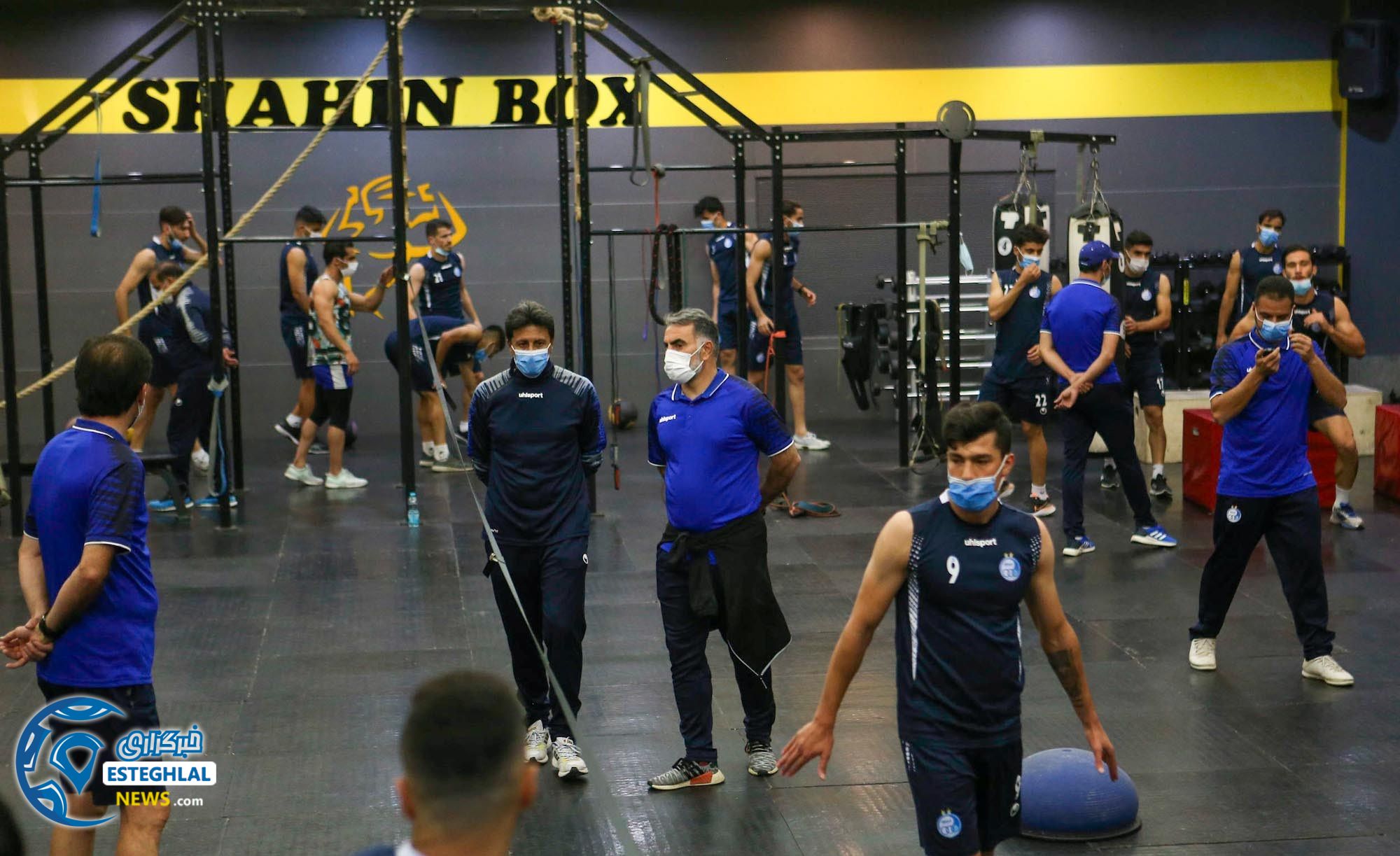 تمرین وزنه استقلال