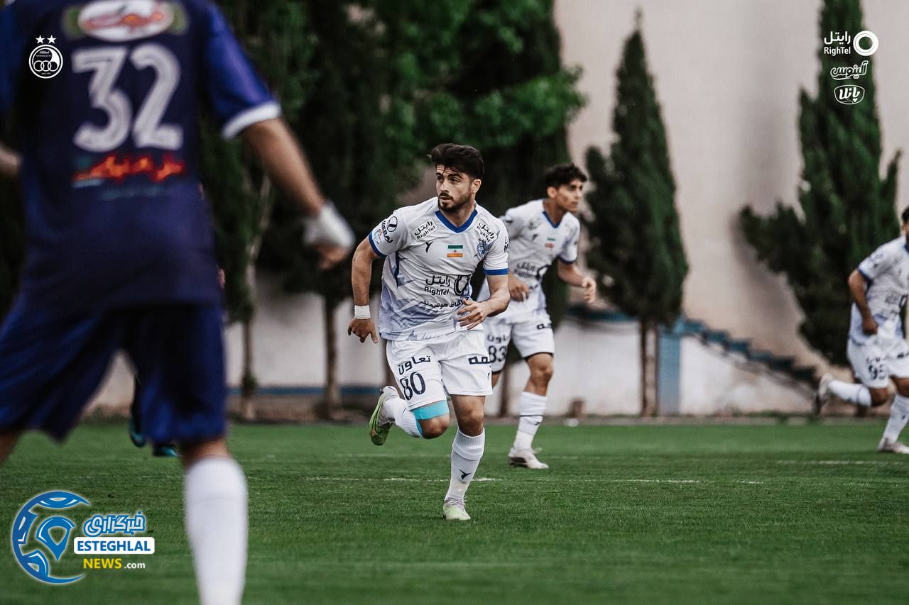 دیدار دوستانه استقلال و آریو اسلامشهر